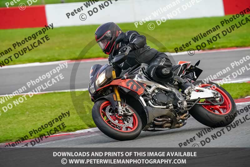 donington no limits trackday;donington park photographs;donington trackday photographs;no limits trackdays;peter wileman photography;trackday digital images;trackday photos